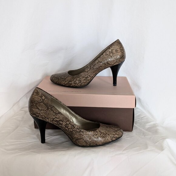 BANDOLINO Courteous Lizard Pumps Women's Size 7.5 - Picture 1 of 6